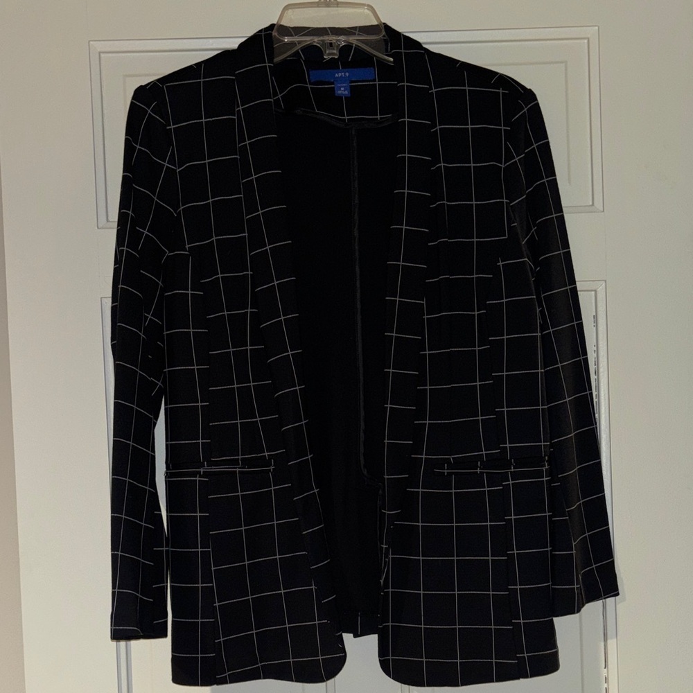 Apt 9 blazer